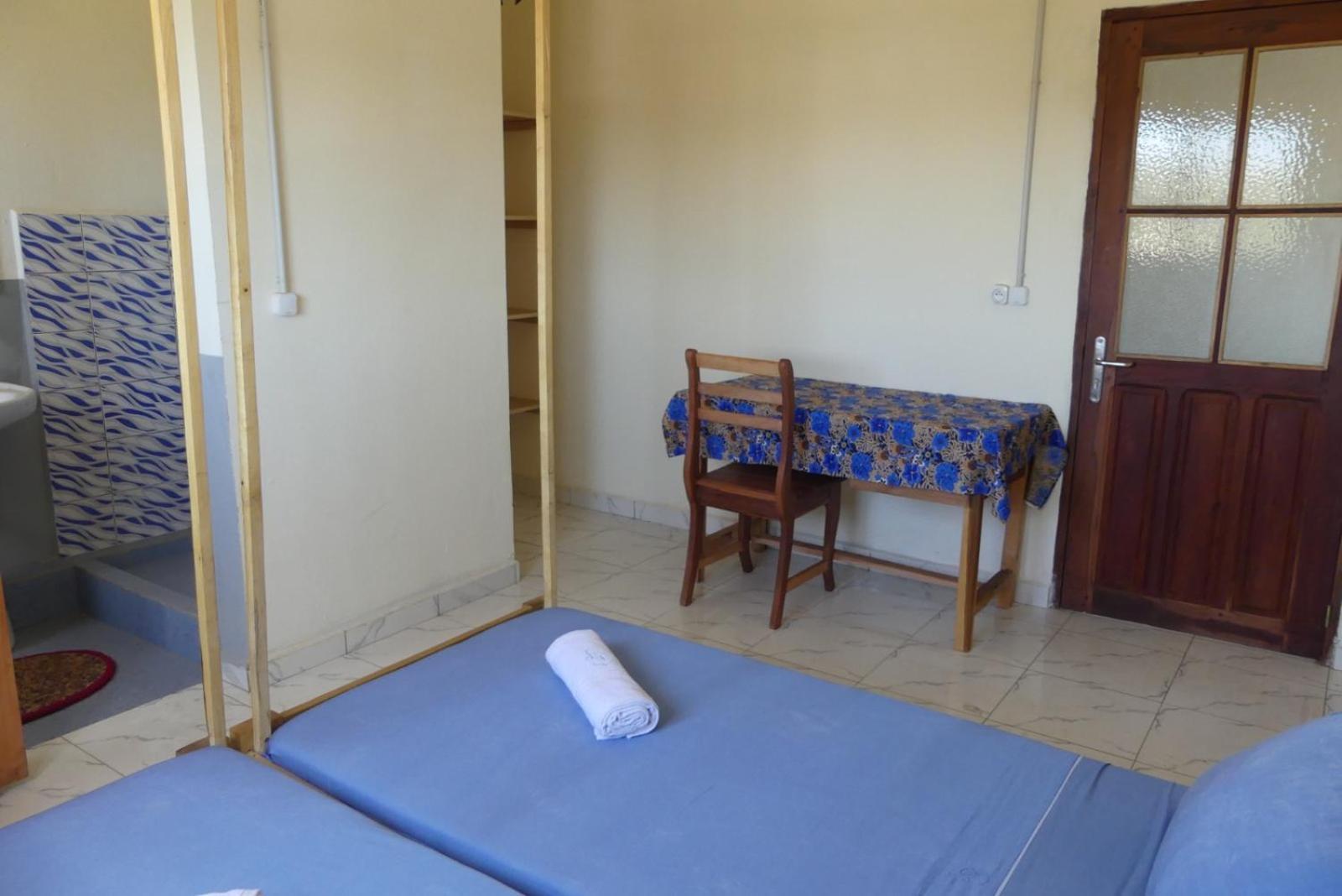 Centre Lucien Botovasoa Bed & Breakfast Antsiranana ภายนอก รูปภาพ